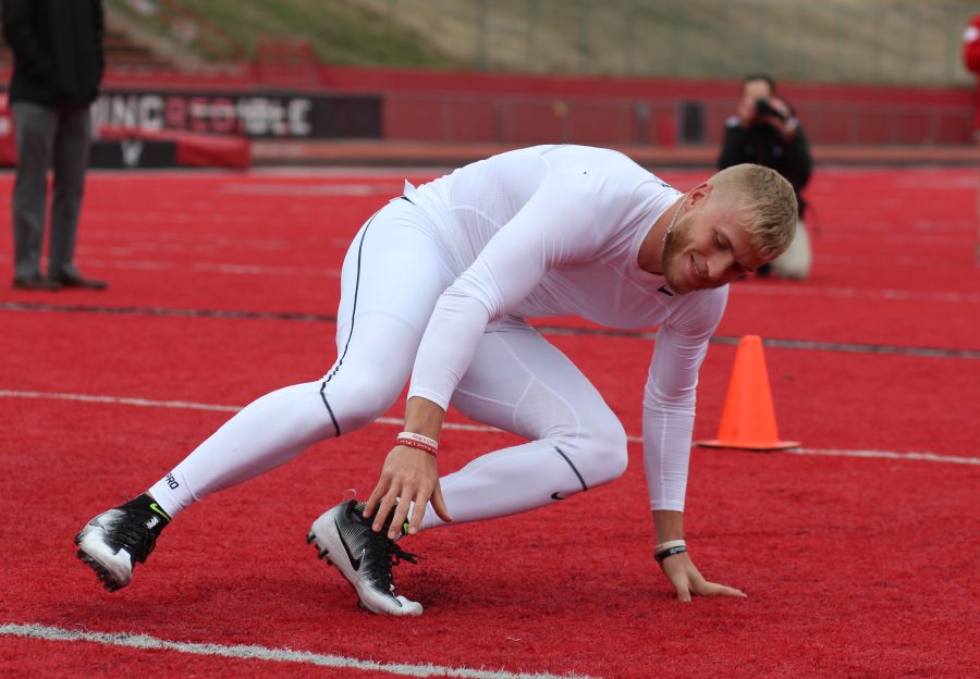 Wide receiver Cooper Kupp performing the 3-cone drill.