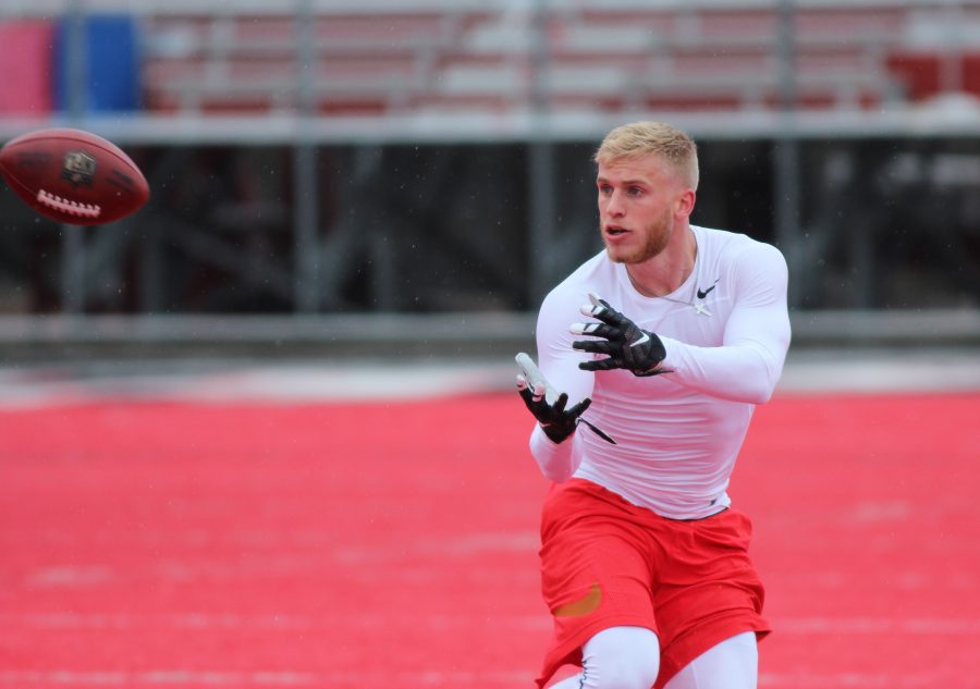Wide receiver Cooper Kupp looking to receive a pass during the wide receiver field session.