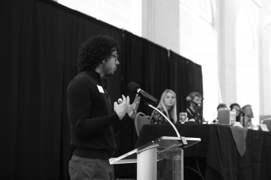 Dr. Nick Franco hosts the Diversity Dialogue talk on Jan. 29. Franco asked the panel questions on what they think the proper responses to sexual harassment might be | Andrew Watson for The Easterner