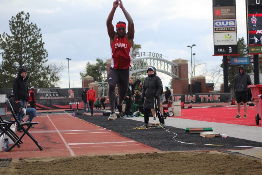 Sophomore Keshun McGee competes in the triple jump at Pelter Invitational on April 14. On April 21 at the Beach Invitational, McGee triple jumped 51-4 1/4 feet, placing him first overall in the Big Sky Conference and No. 20 in the nation | Mckenzie Ford for The Easterner