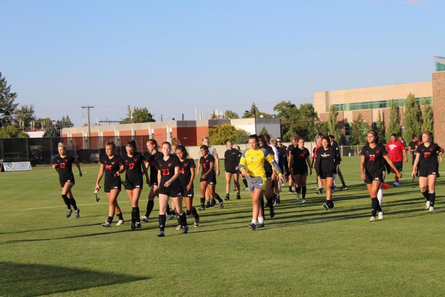 Sophomore Goalkeeper Kelsee Winston leads the Eagles off the field following a 2-0 loss to Boise State. Winston had five saves in the match | Jeremy Burnham for The Easterner.